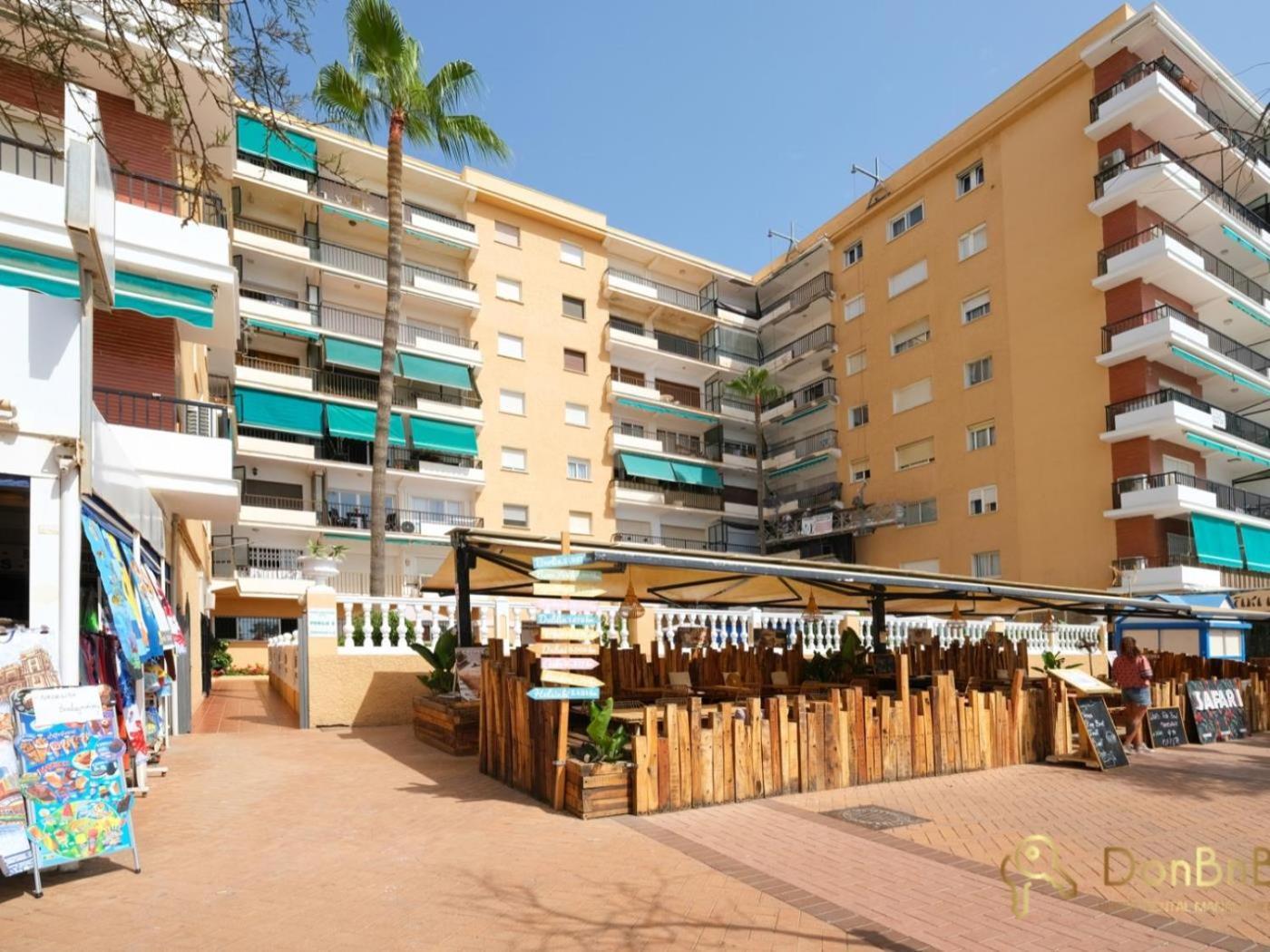 Apartamento Con Piscina En La Primera Linea De Playa De Фуенхірола Номер фото