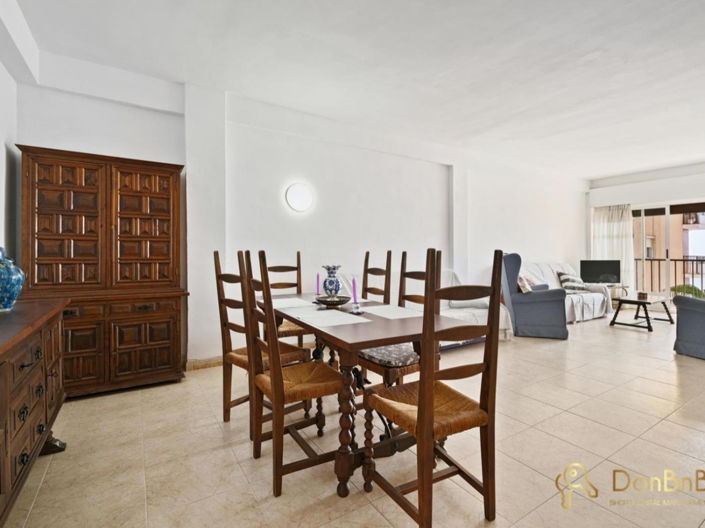 Apartamento Con Piscina En La Primera Linea De Playa De Фуенхірола Номер фото