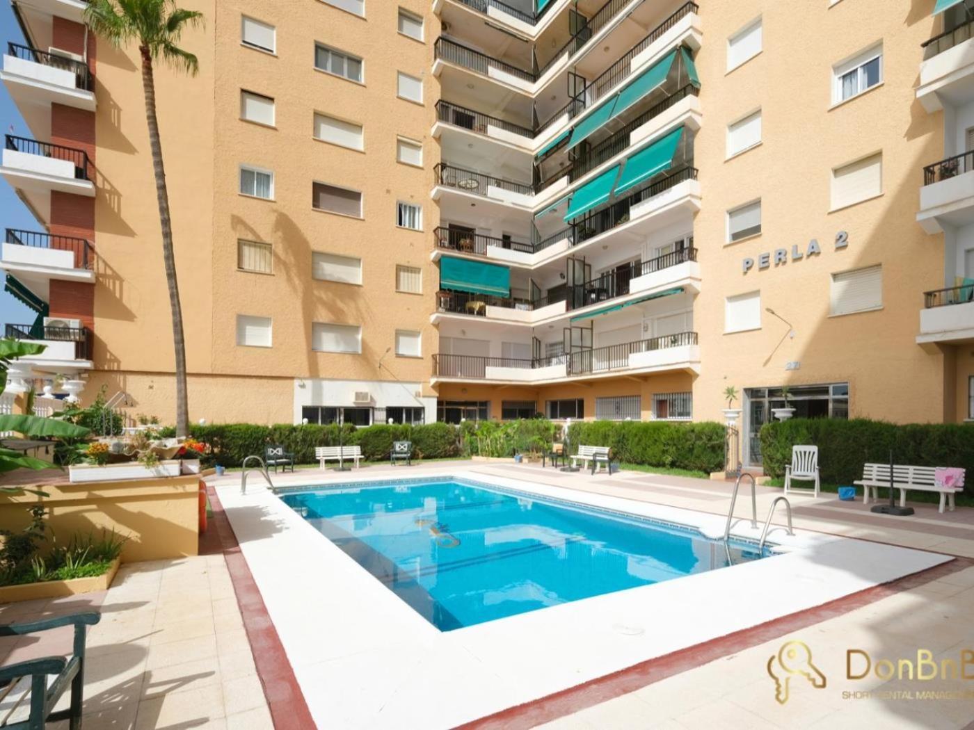 Apartamento Con Piscina En La Primera Linea De Playa De Фуенхірола Номер фото