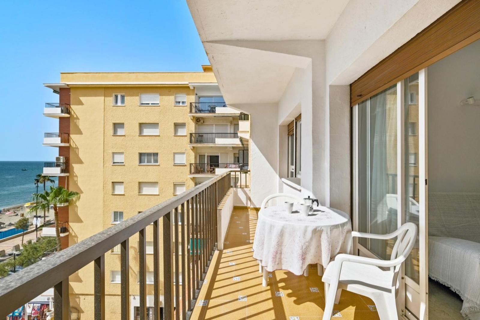 Apartamento Con Piscina En La Primera Linea De Playa De Фуенхірола Екстер'єр фото