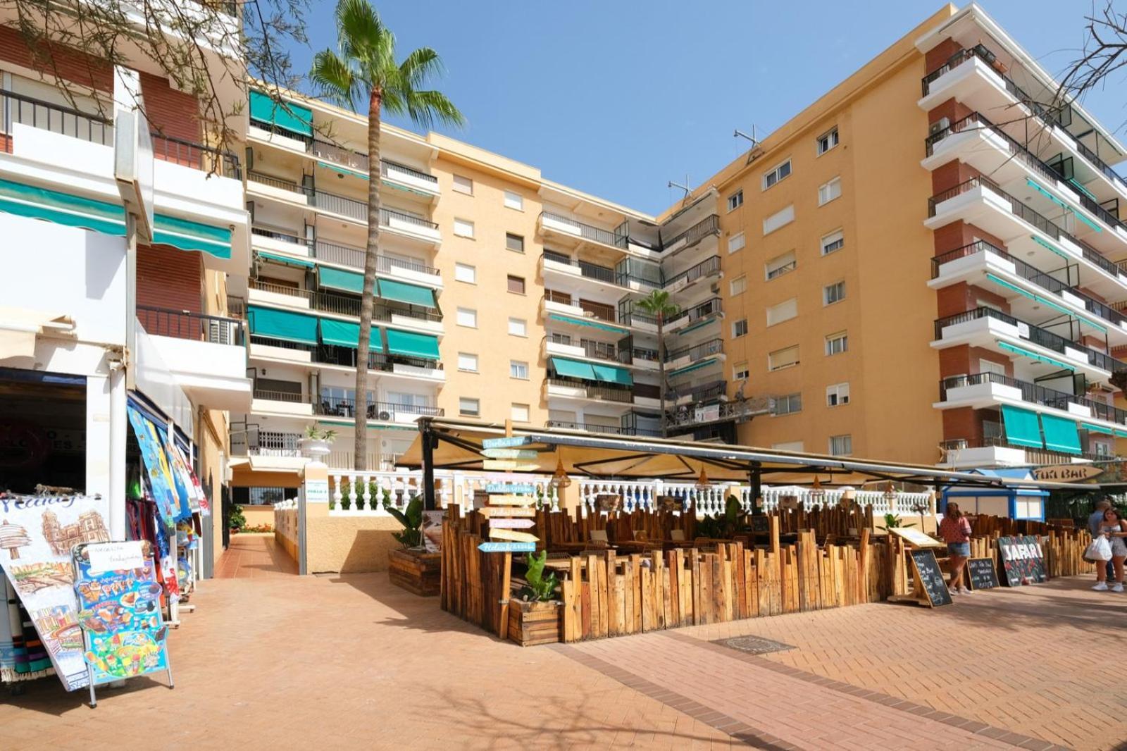 Apartamento Con Piscina En La Primera Linea De Playa De Фуенхірола Екстер'єр фото