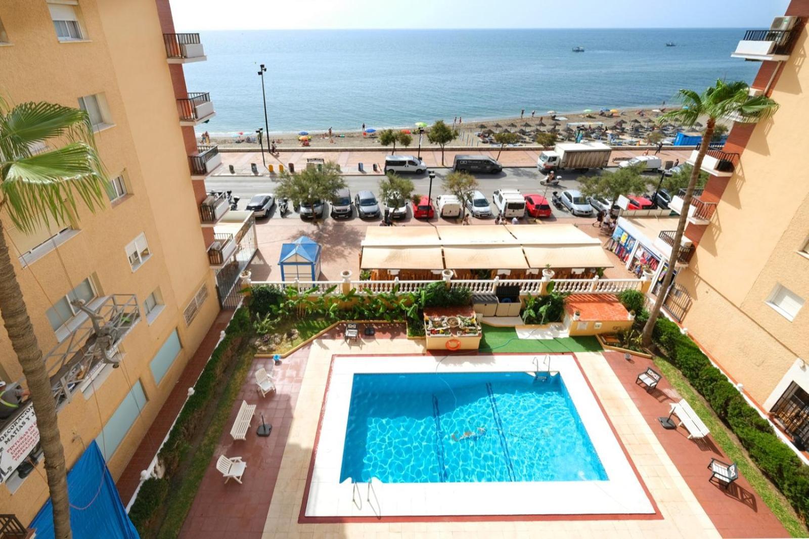 Apartamento Con Piscina En La Primera Linea De Playa De Фуенхірола Екстер'єр фото